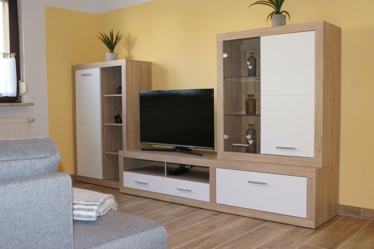 Caro'S Ferienwohnung Haard Bagian luar foto